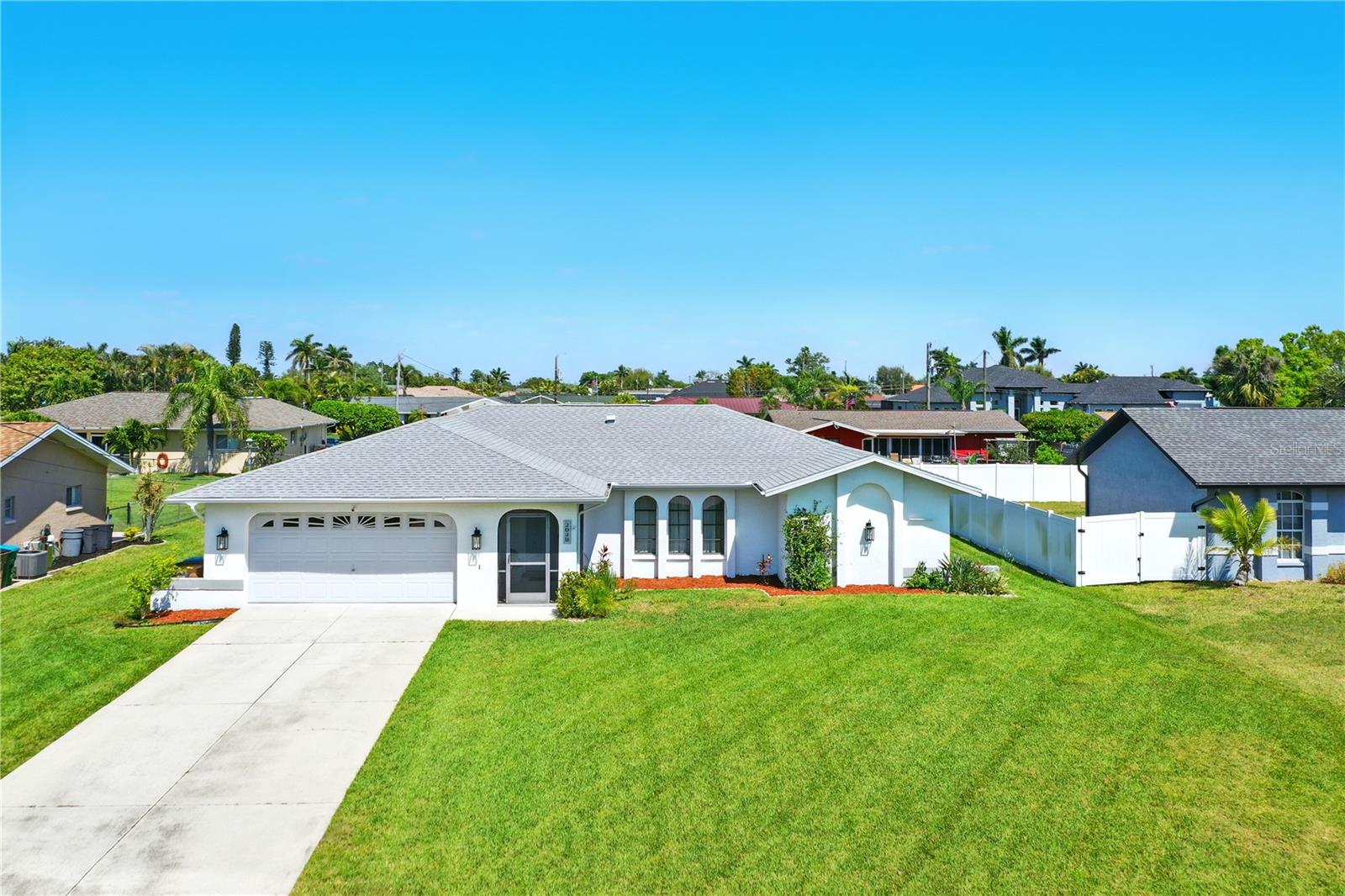 2039 CORAL POINT DR