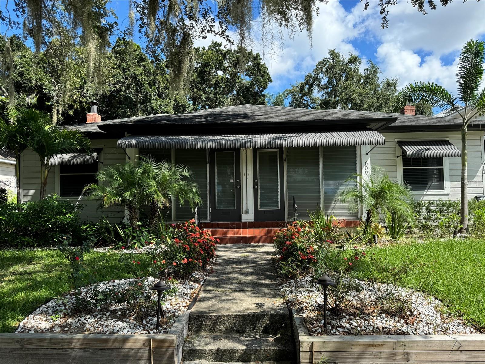 607 E HARWOOD ST #607