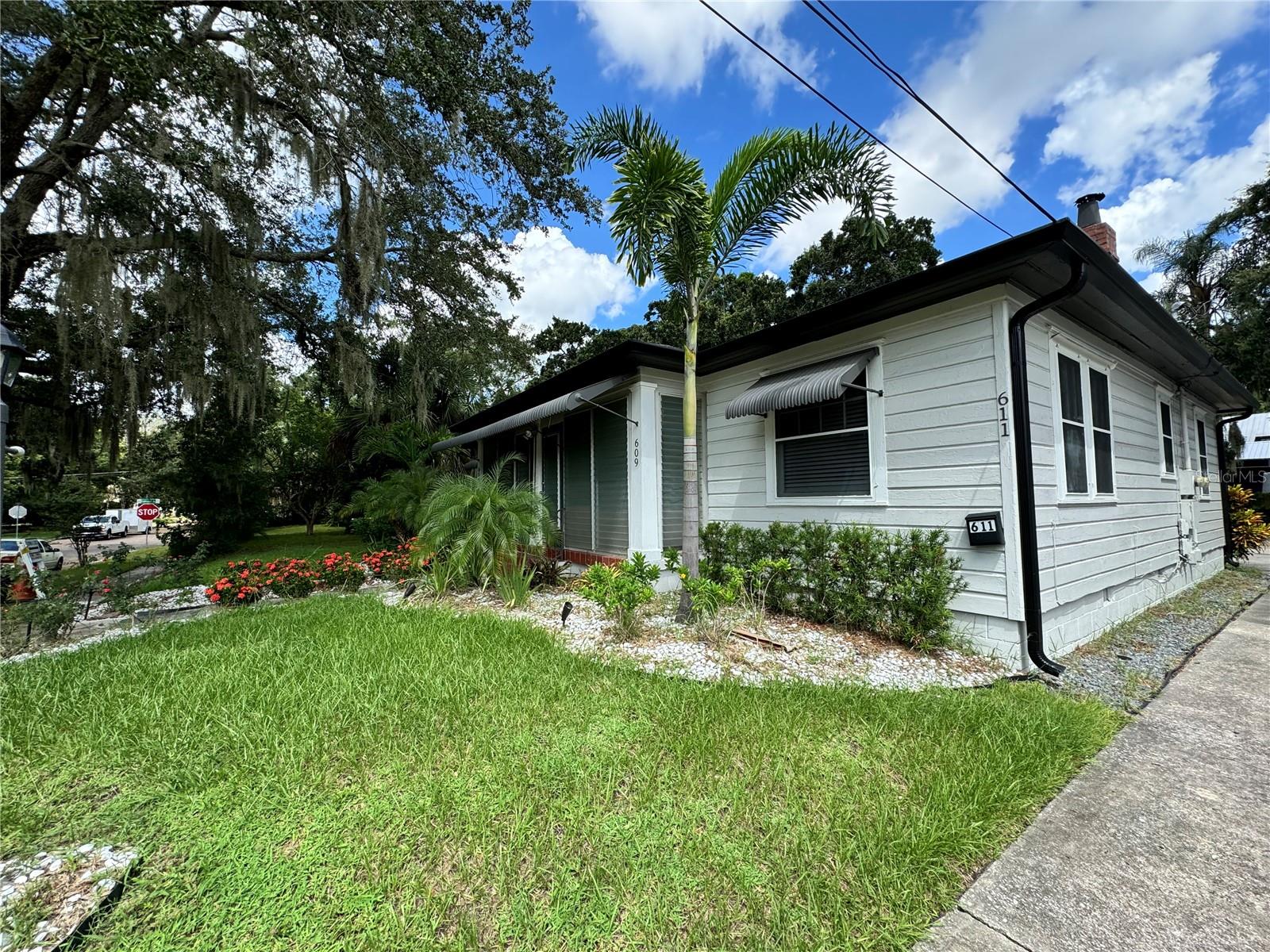 607 E HARWOOD ST #607