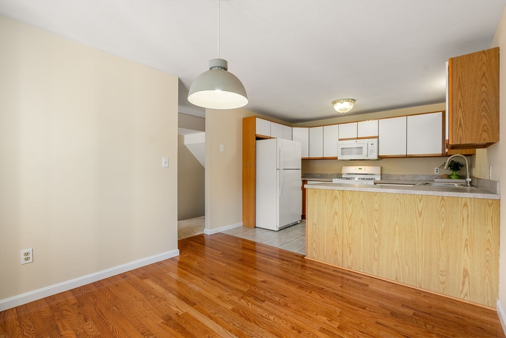 849 Boston Post Rd E # 8C