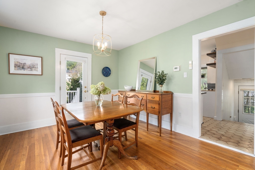 36 Courtney Rd