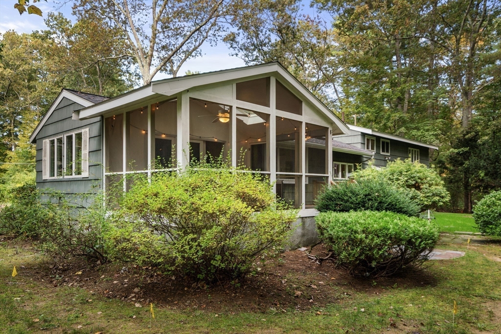 97 Barton Dr