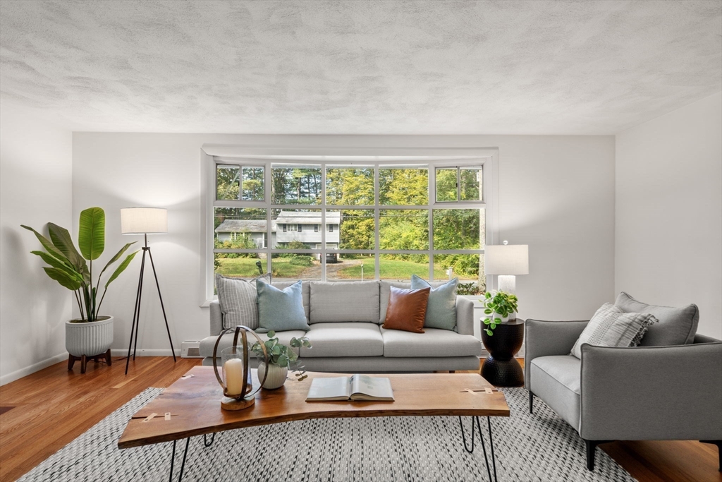 97 Barton Dr