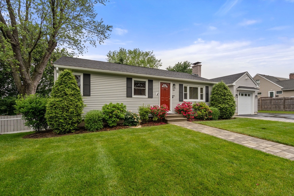 69 Summit Ave, Marlborough