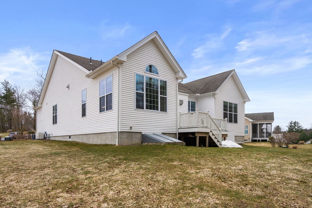 40 Ridgewood Dr # 40