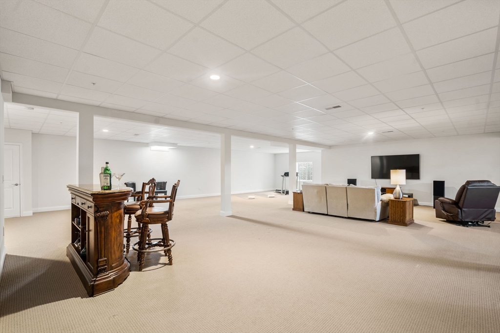 40 Ridgewood Dr # 40