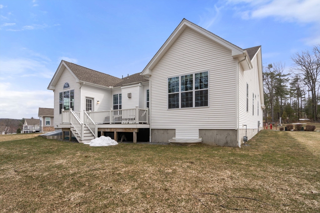 40 Ridgewood Dr # 40