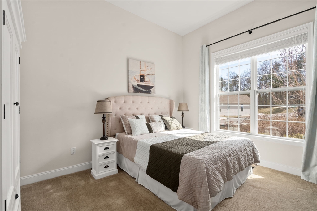 40 Ridgewood Dr # 40