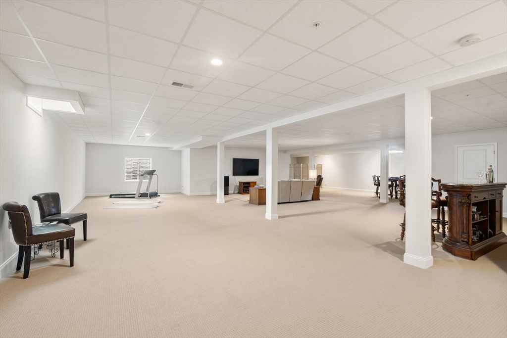 40 Ridgewood Dr # 40