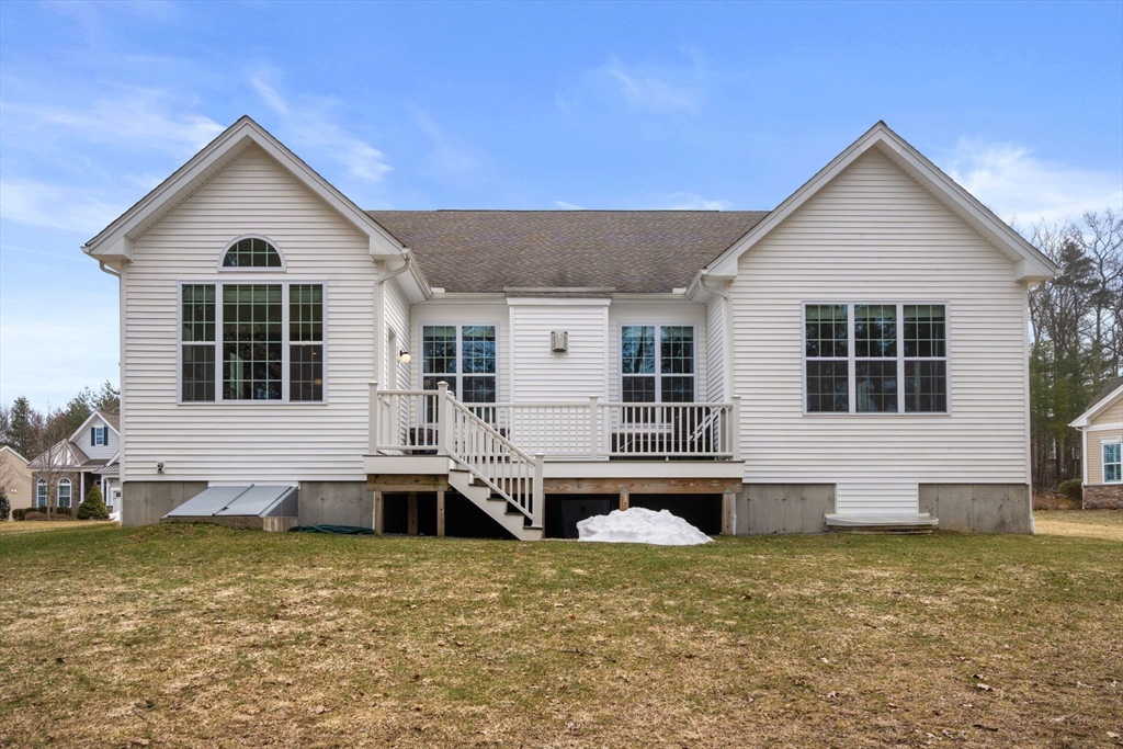 40 Ridgewood Dr # 40