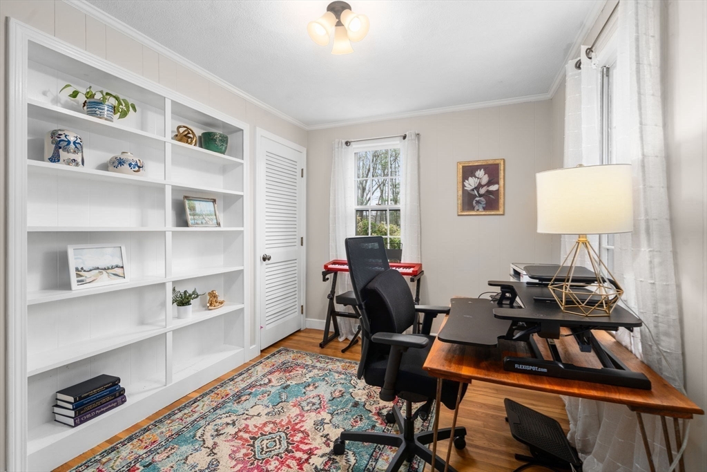 30 Oak Hill Rd