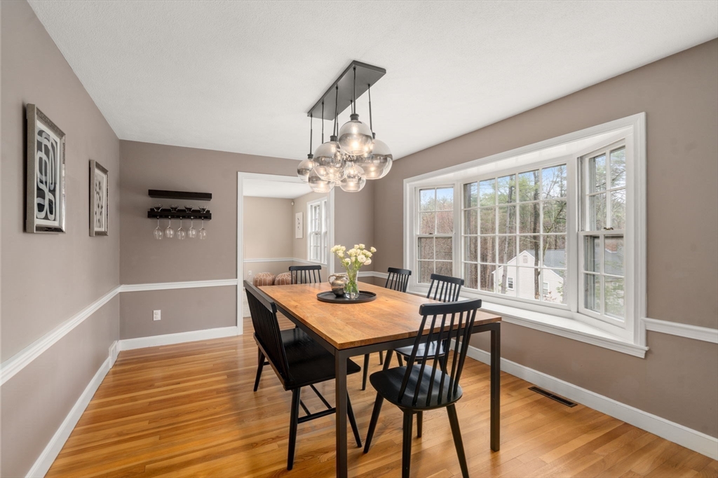 30 Oak Hill Rd