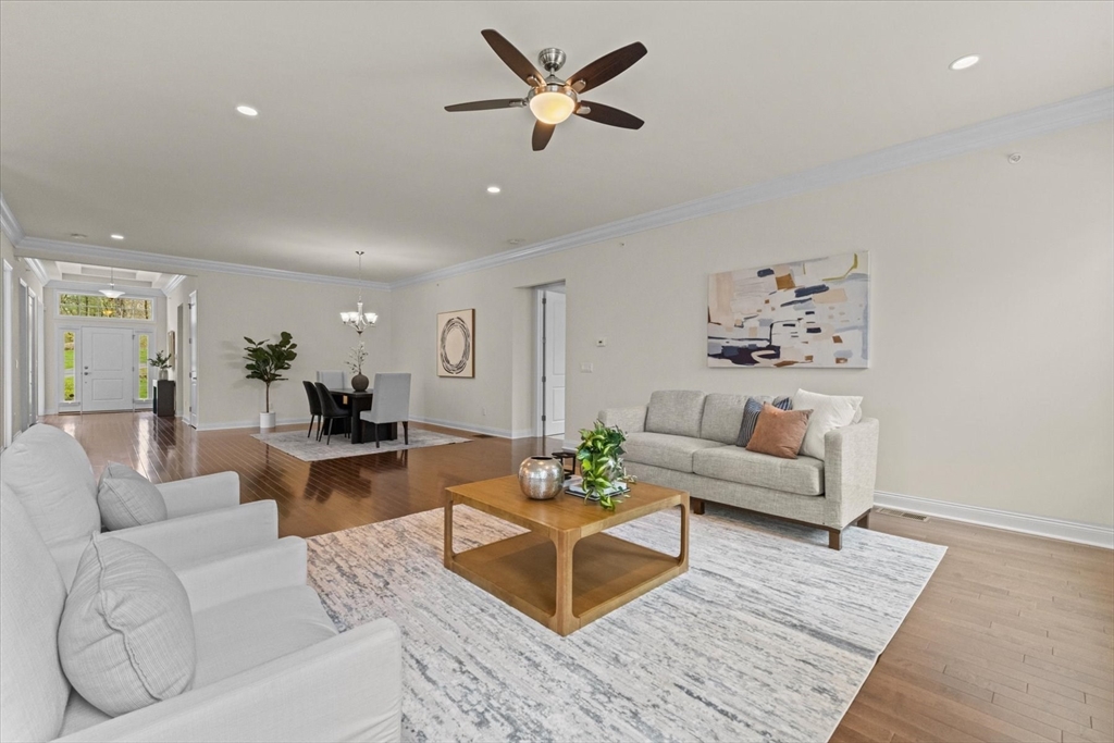 40 Ridgewood Dr # 40