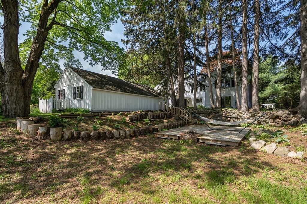 96 Hudson Rd