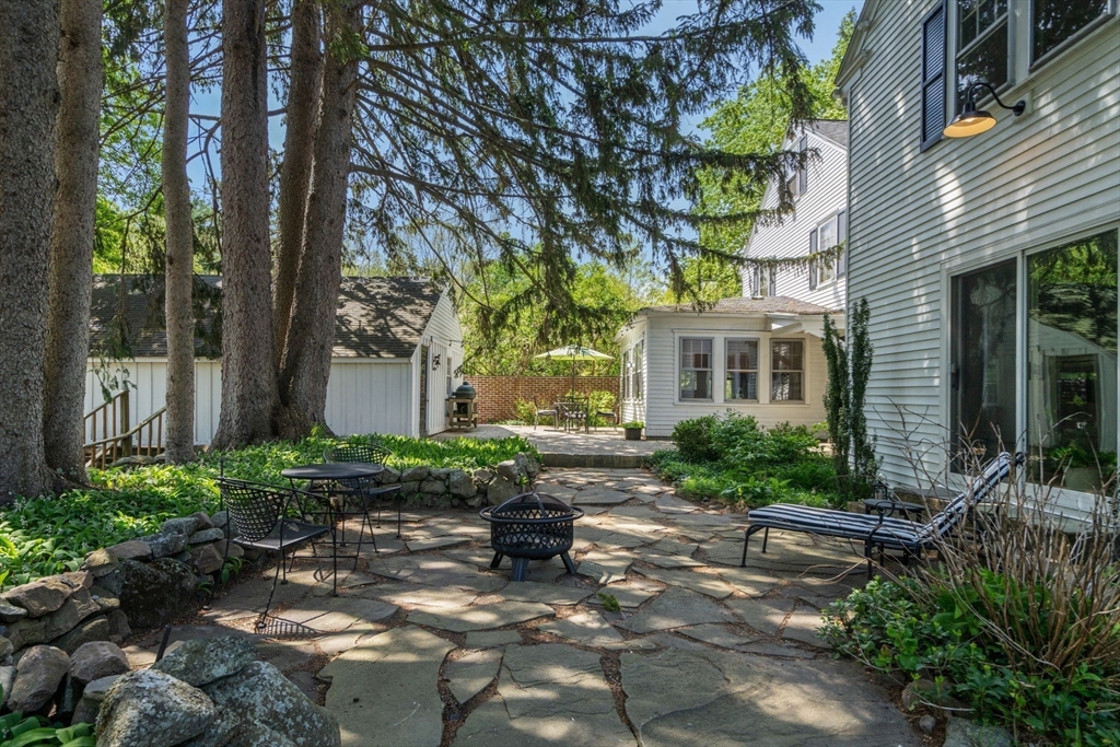 96 Hudson Rd