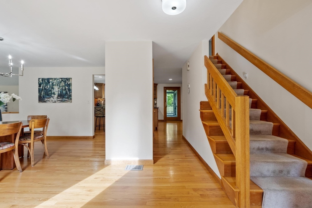 6 Baywoods Dr