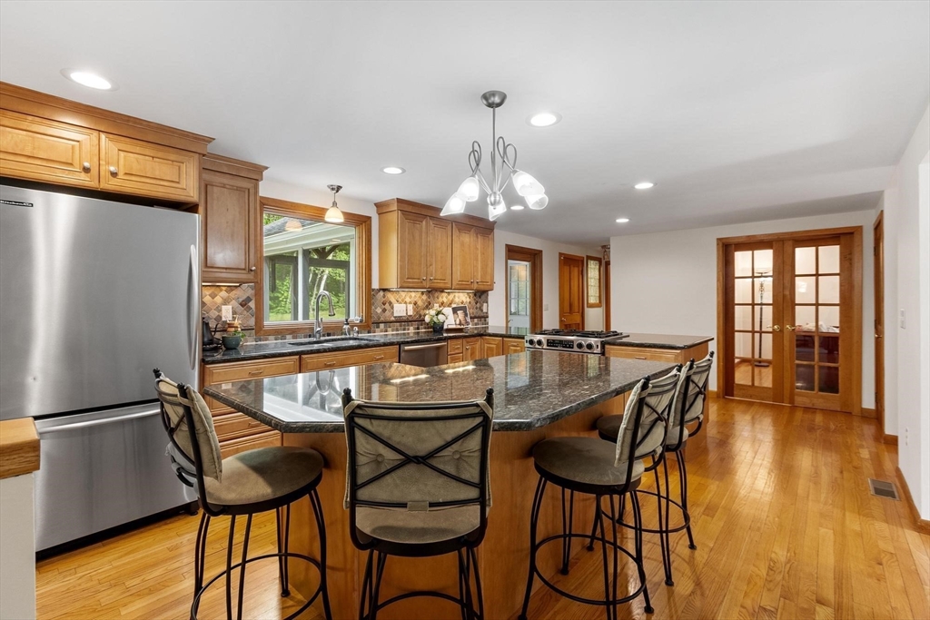 6 Baywoods Dr