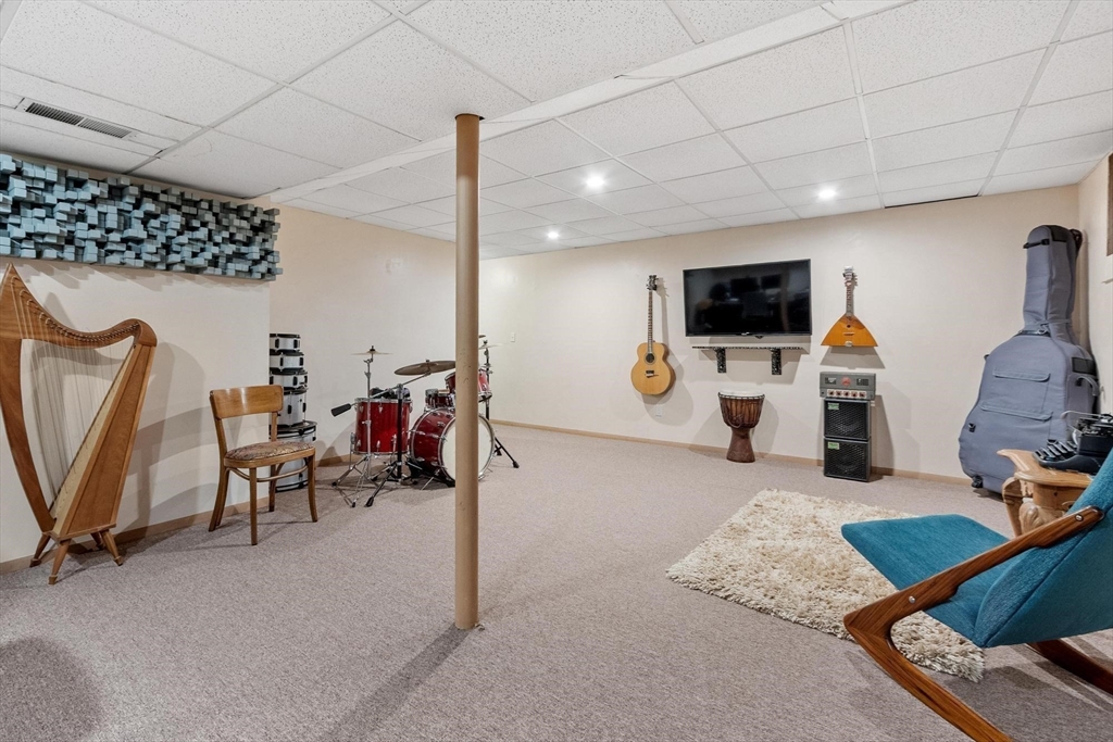6 Baywoods Dr