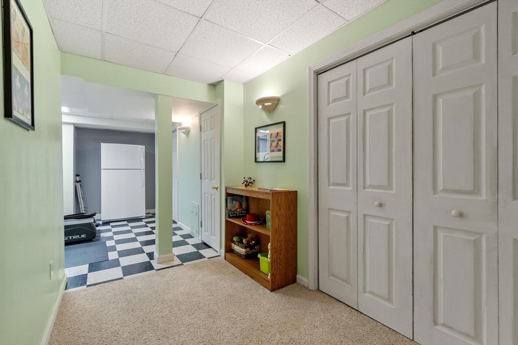 6 Baywoods Dr