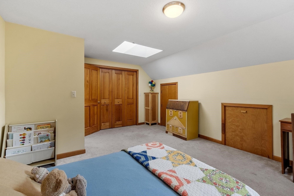6 Baywoods Dr