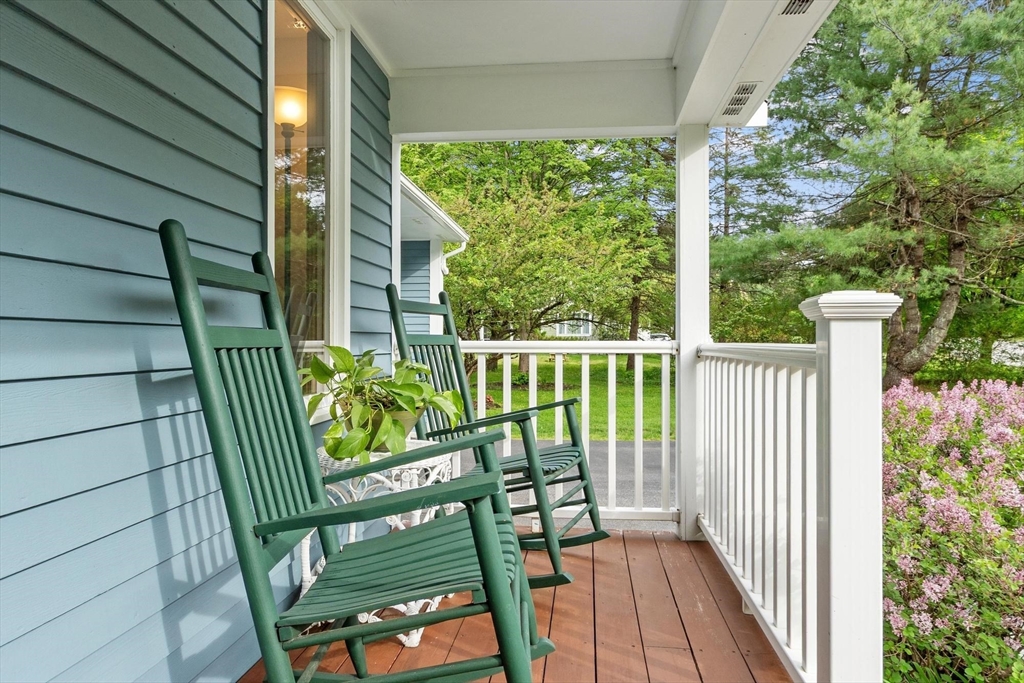 6 Baywoods Dr