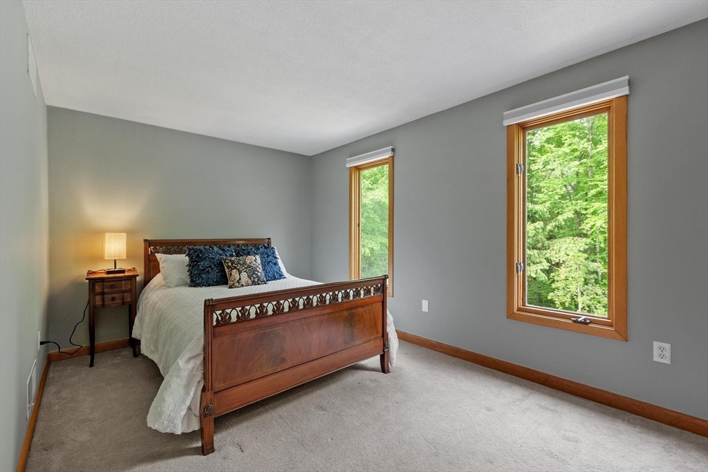6 Baywoods Dr