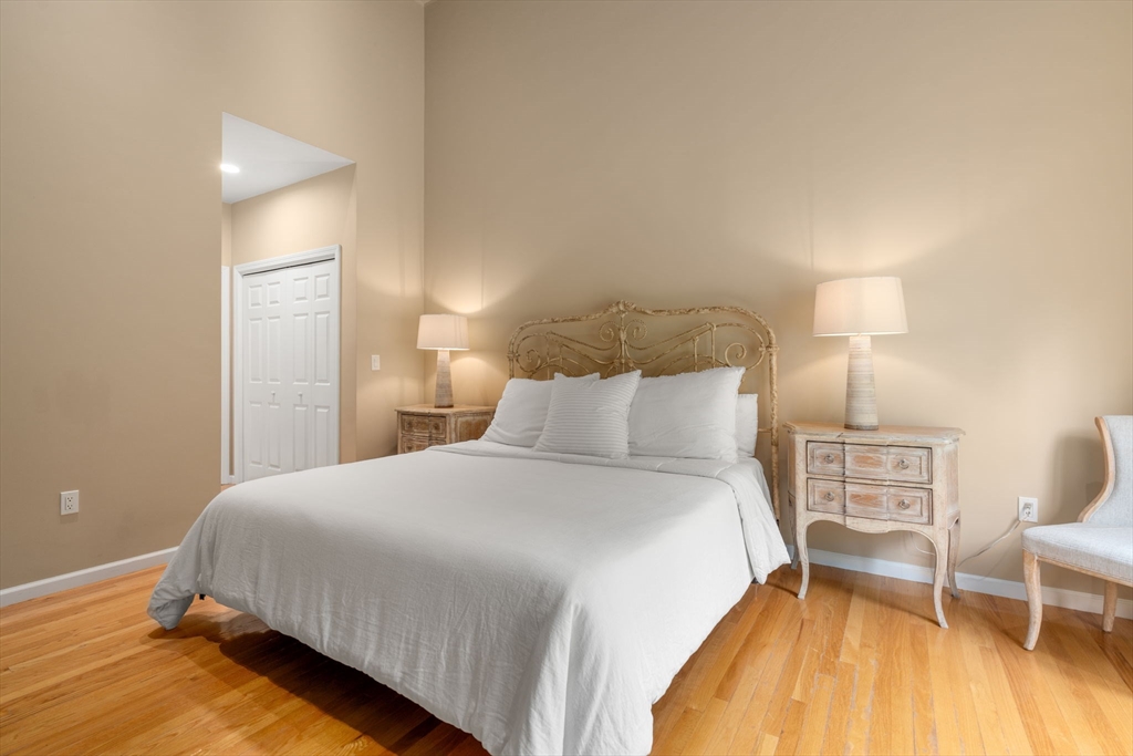 39 Village Cir # 39