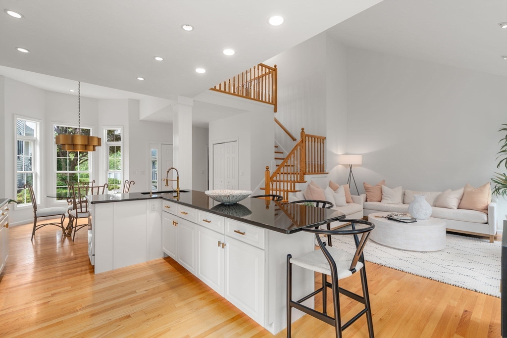 39 Village Cir # 39