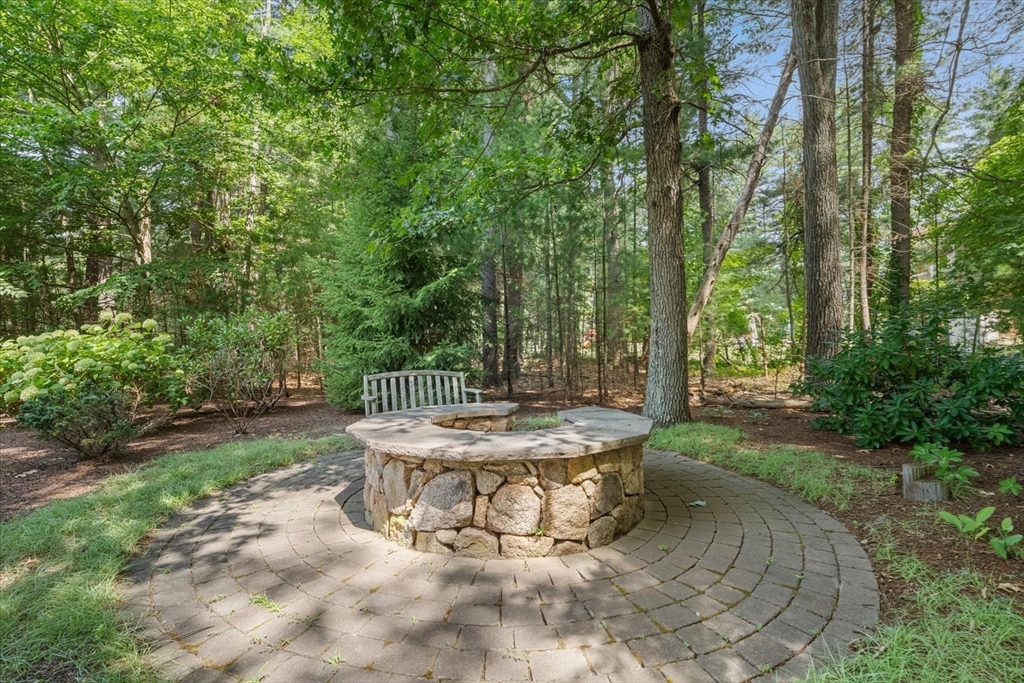 6 Phillips Rd
