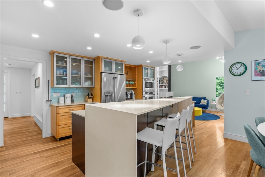 6 Phillips Rd