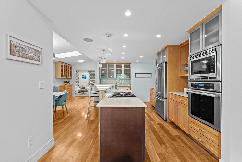 6 Phillips Rd