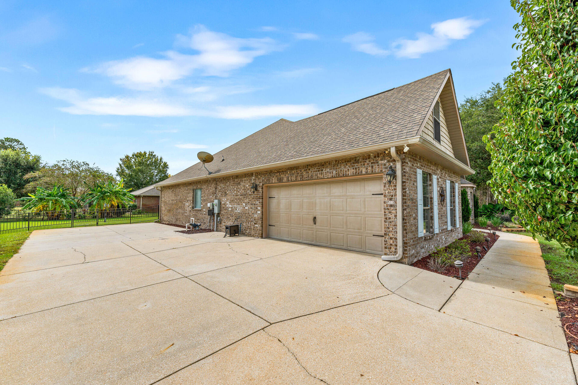 505 Whispering Lake Drive