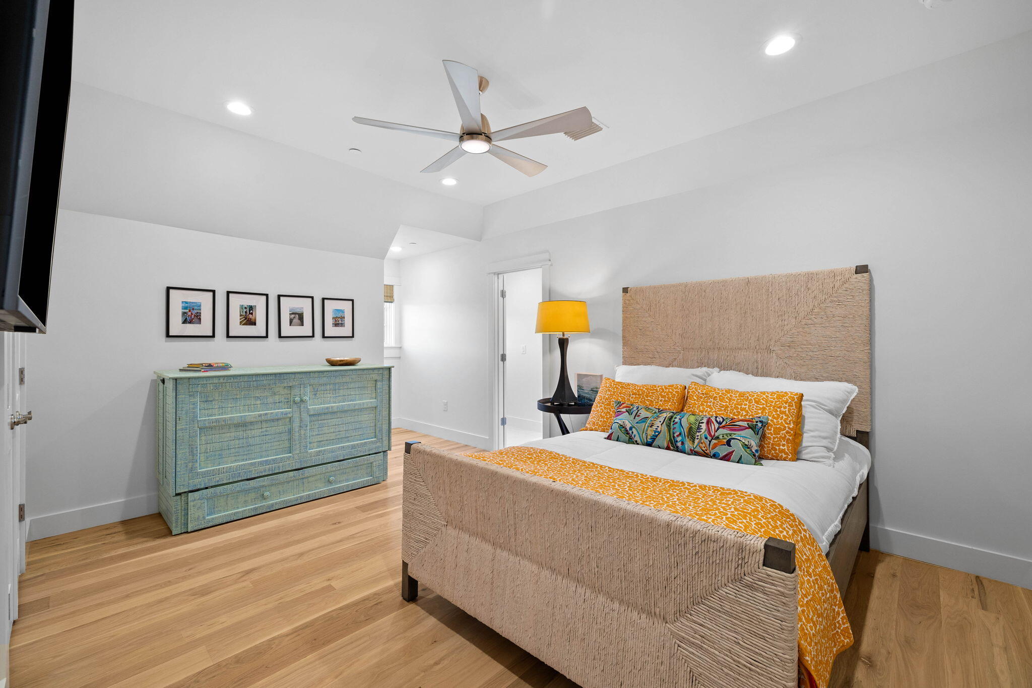 1411 Courtside Drive