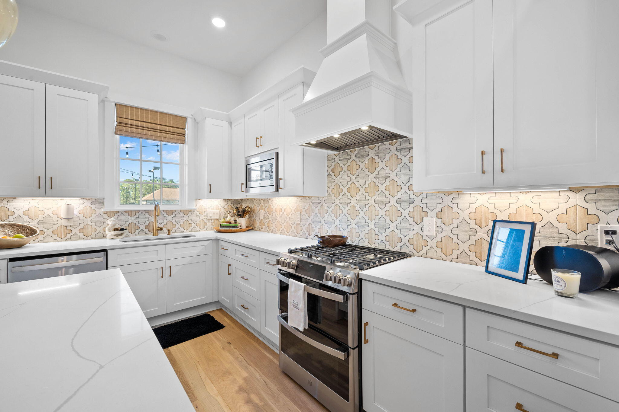 1411 Courtside Drive