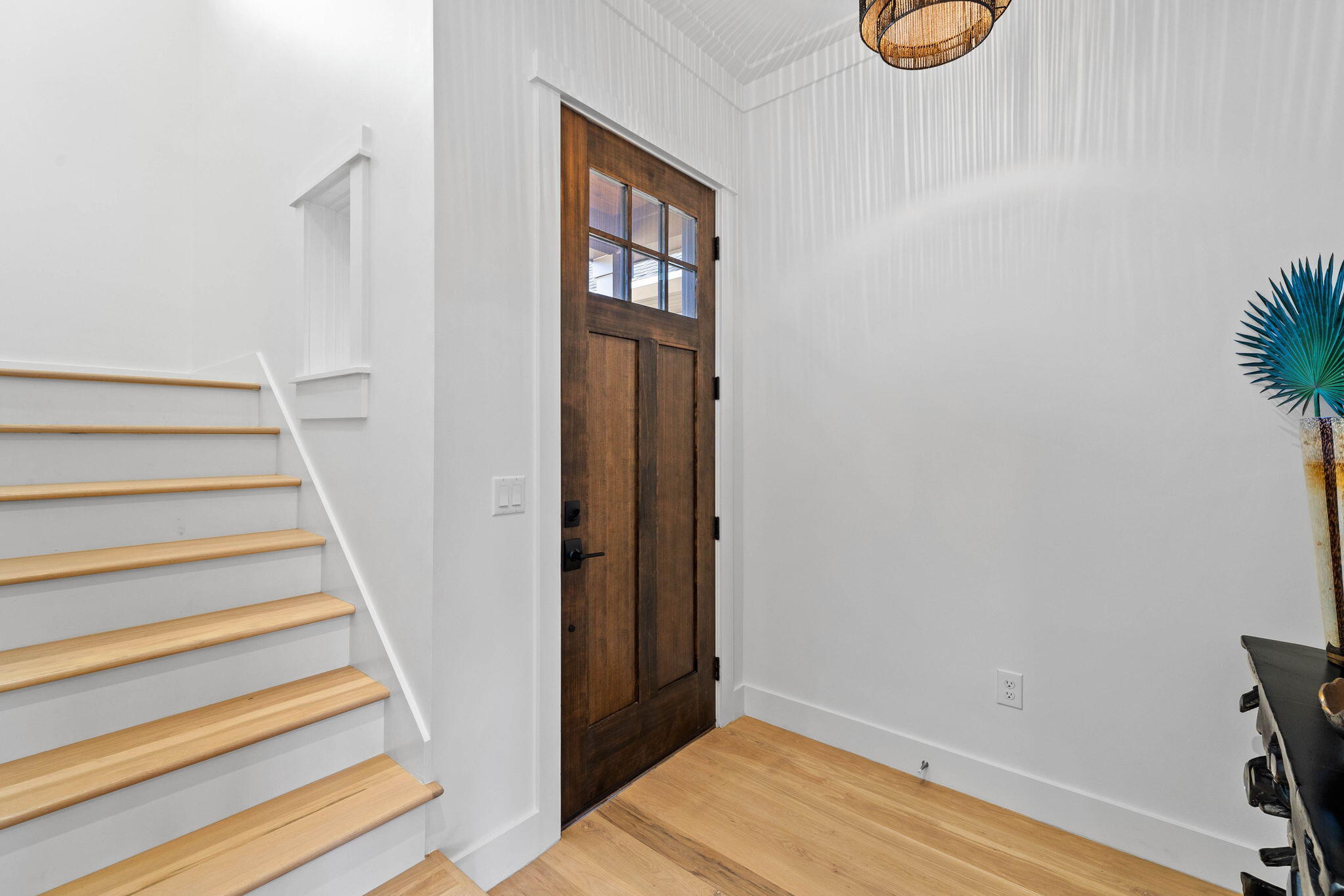 1411 Courtside Drive