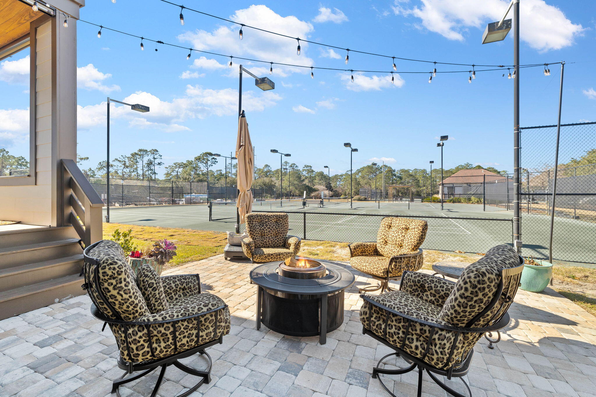 1411 Courtside Drive