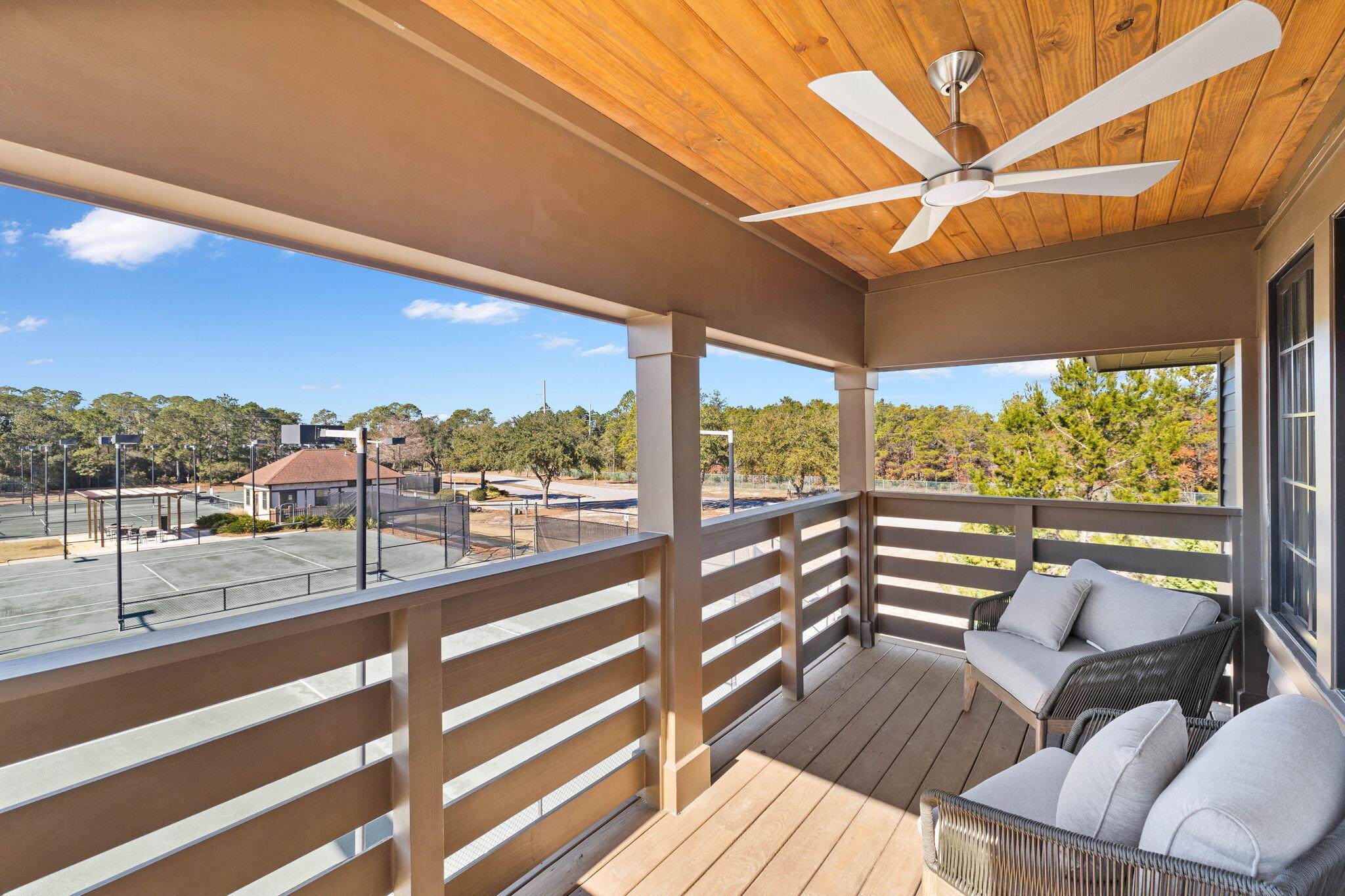 1411 Courtside Drive