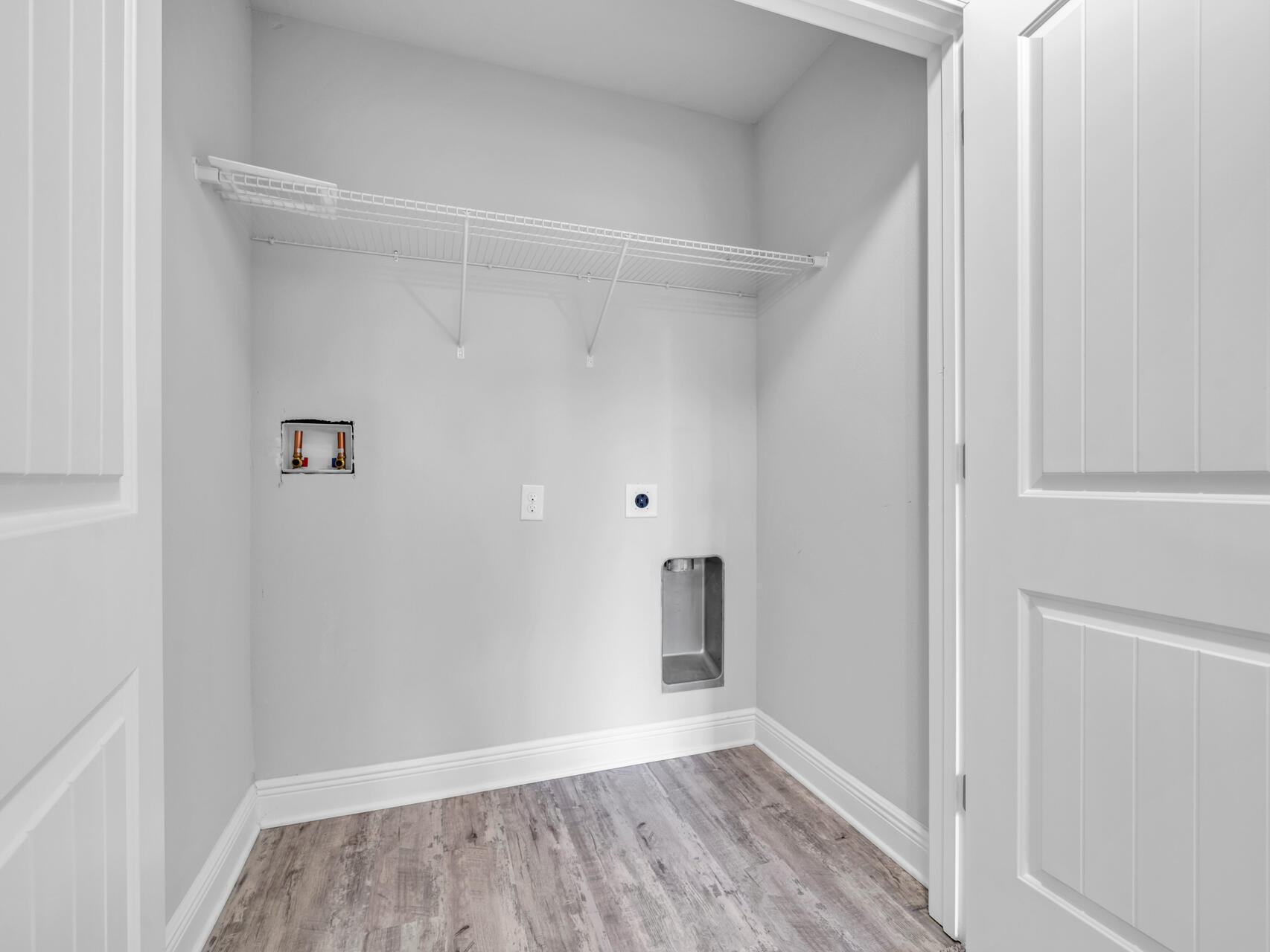 90 Crossing Lane, Unit D