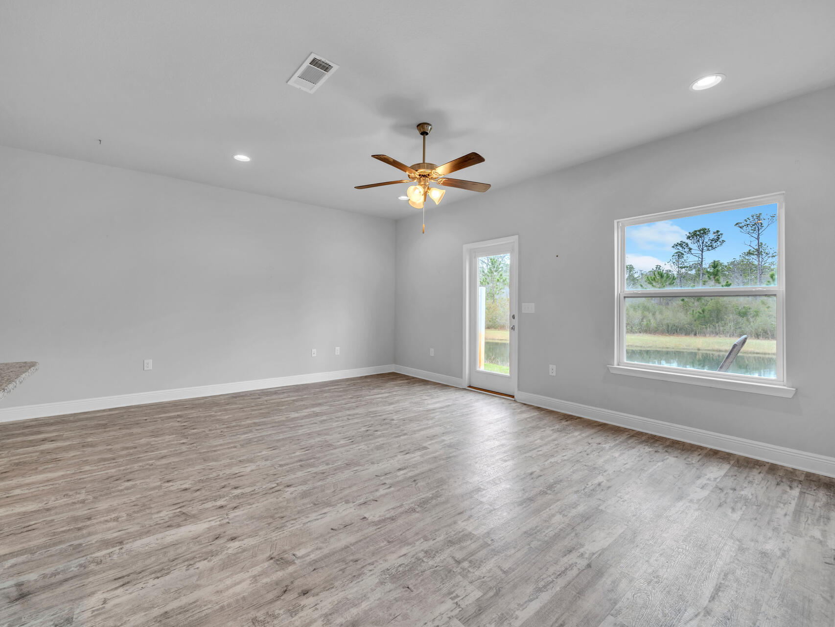 90 Crossing Lane, Unit D