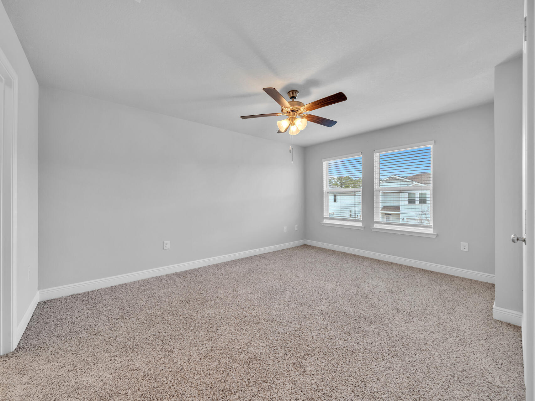 90 Crossing Lane, Unit D