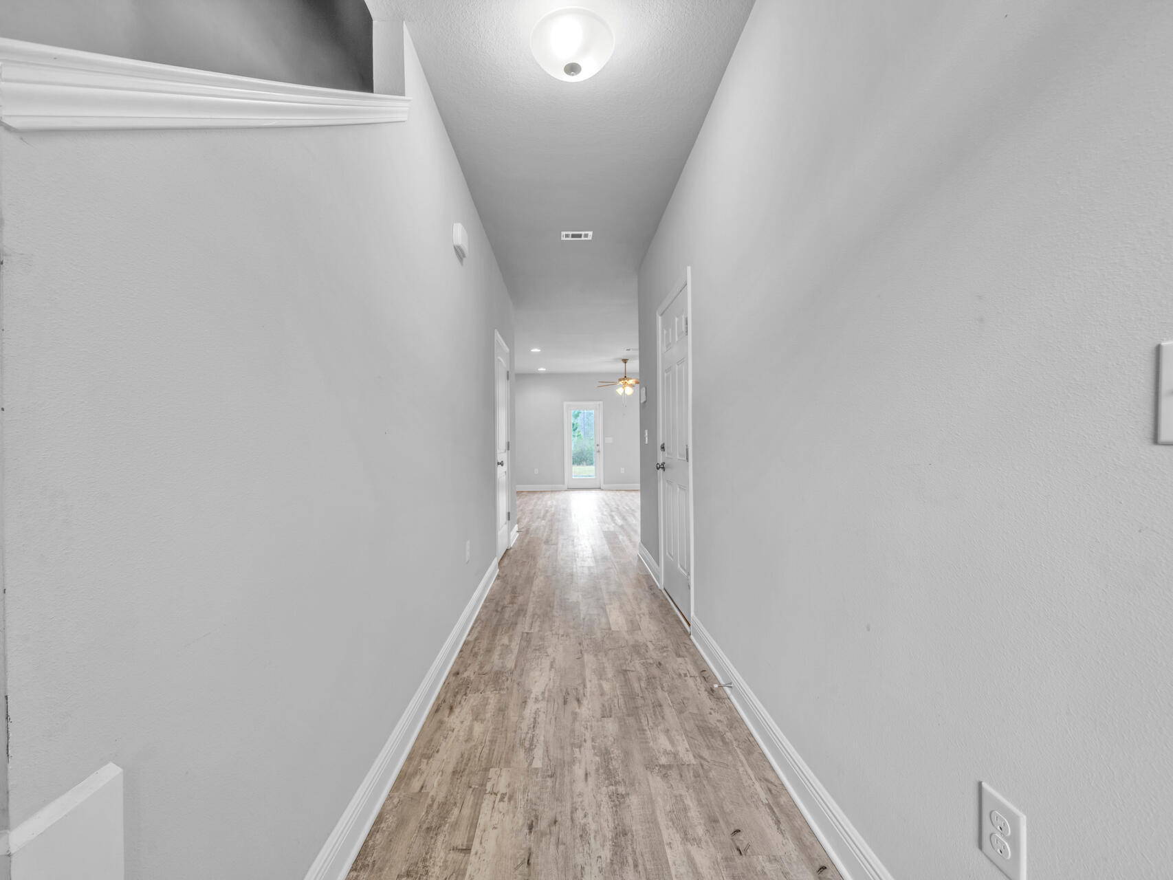 90 Crossing Lane, Unit D