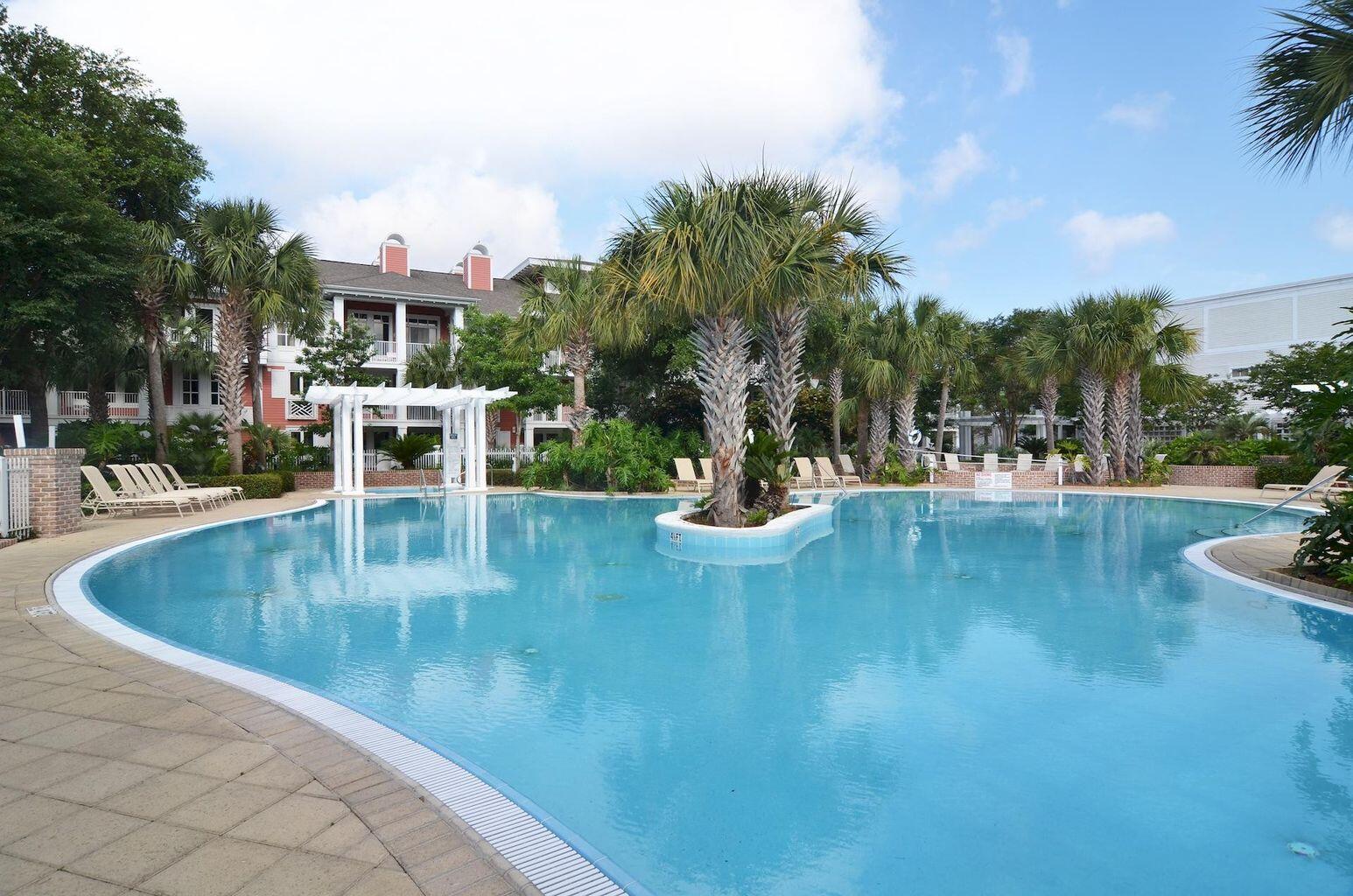 9100 Baytowne Wharf 364