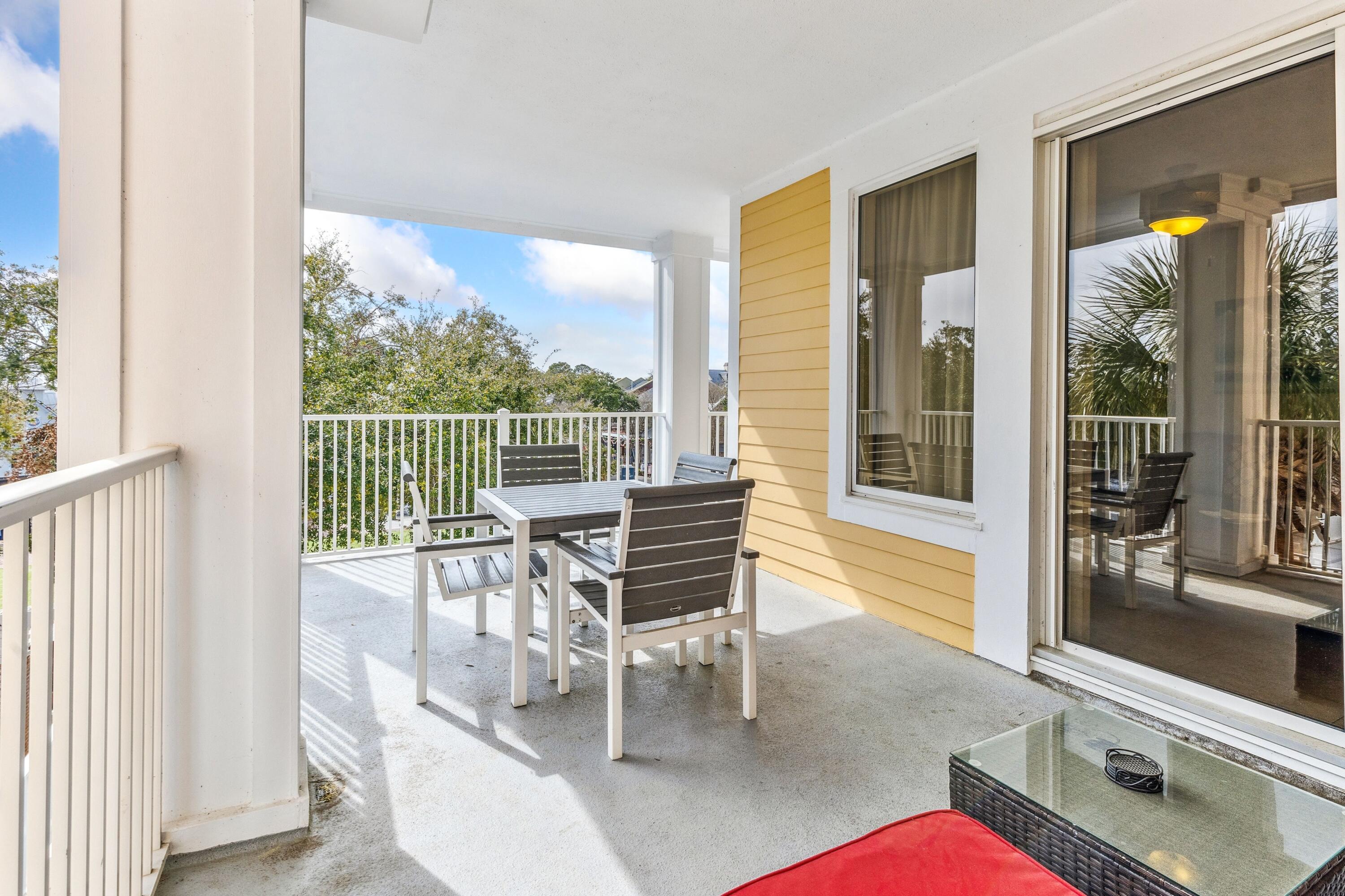 9100 Baytowne Wharf 364