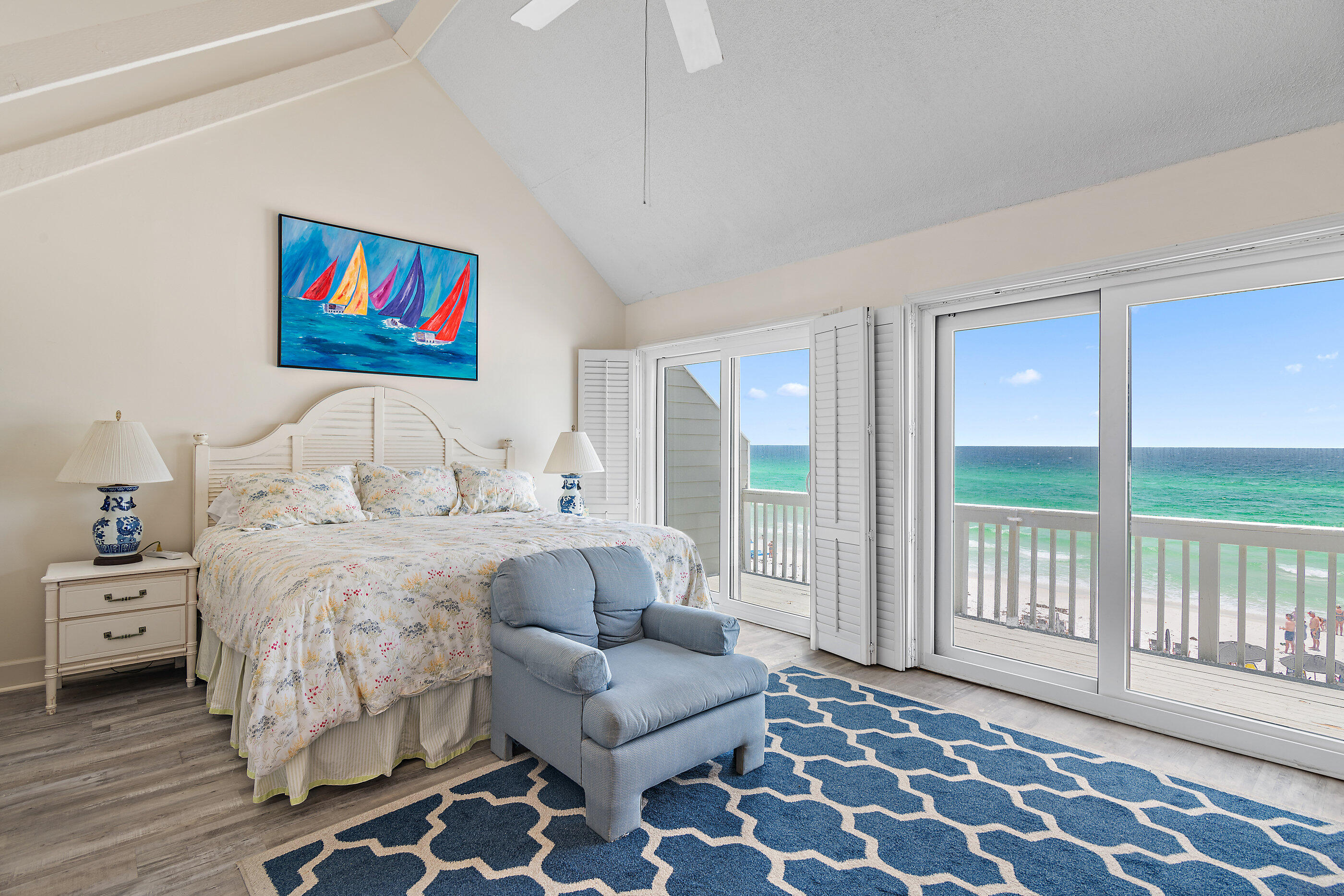 5951 W Co Highway 30A 9, 9