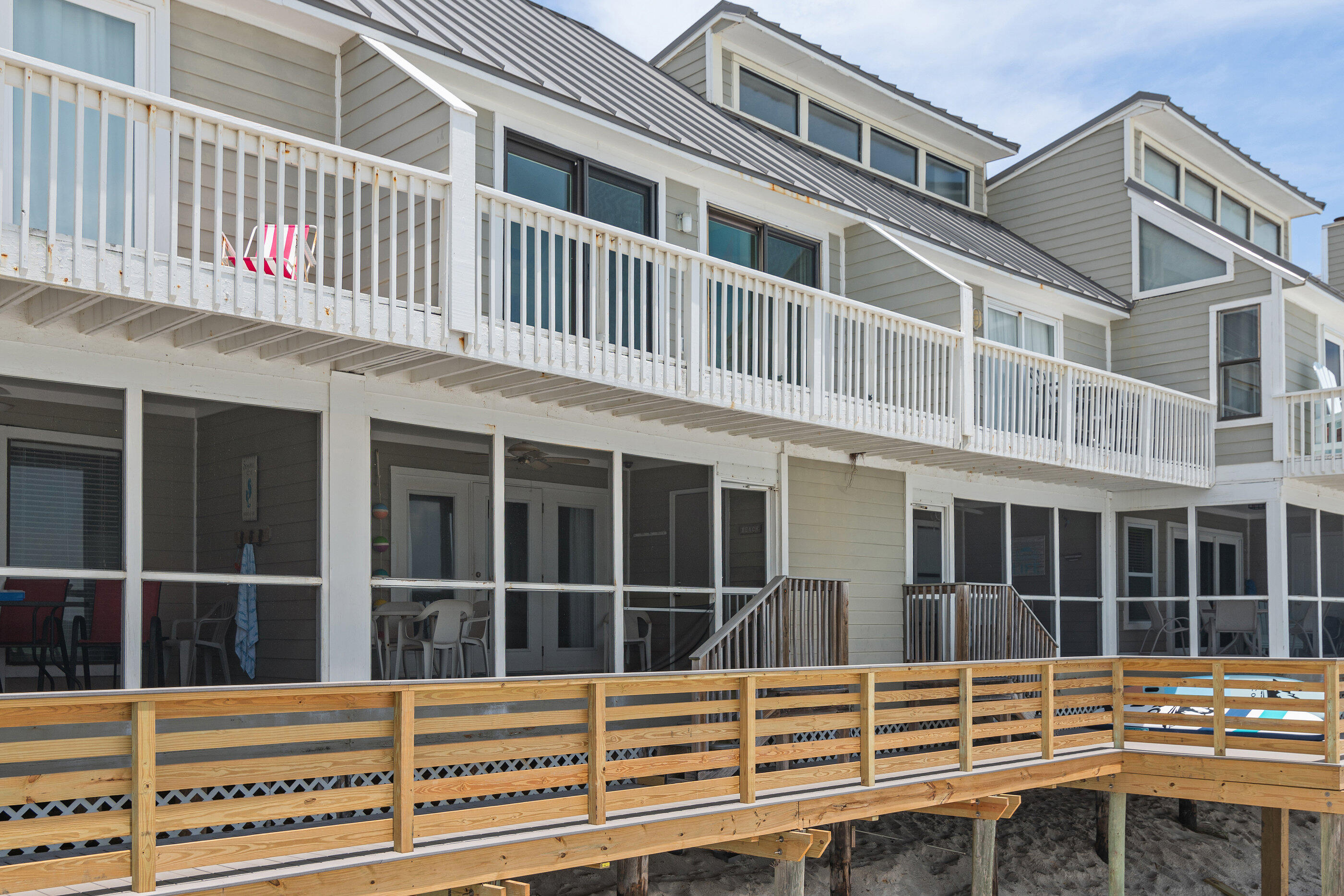 5951 W Co Highway 30A 9, 9