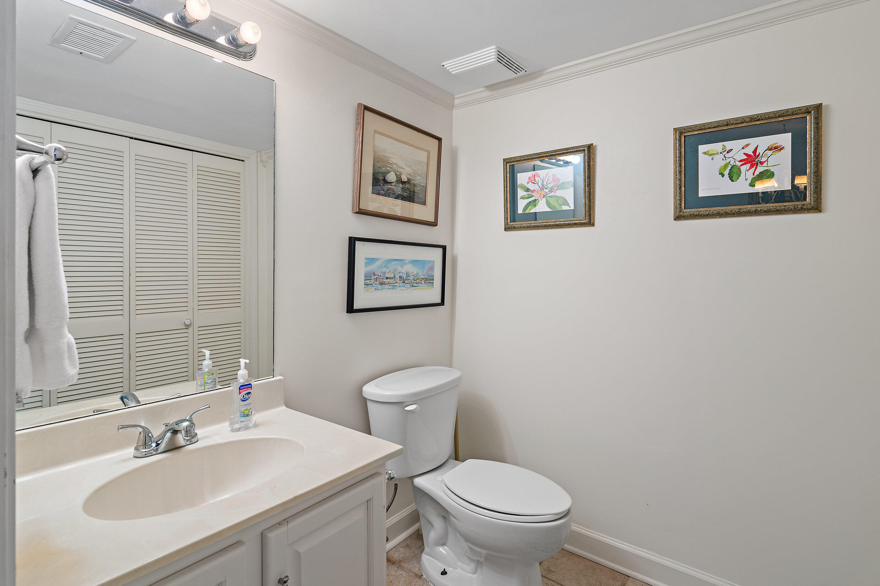 5951 W Co Highway 30A 9, 9