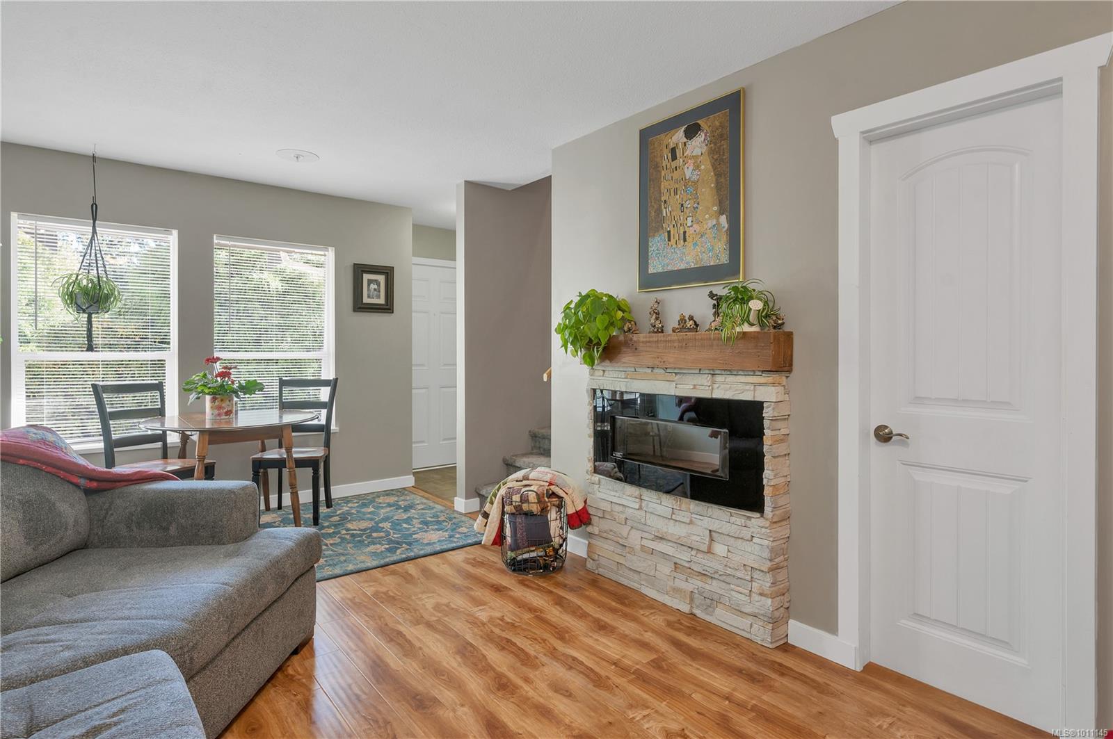 1315 Creekside Way # 10