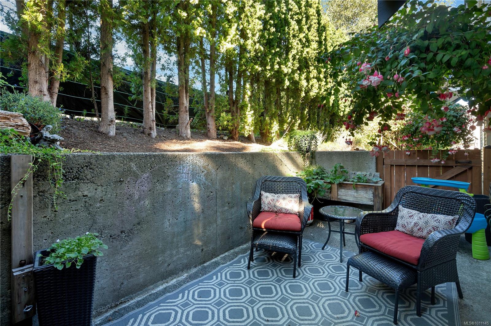 1315 Creekside Way # 10