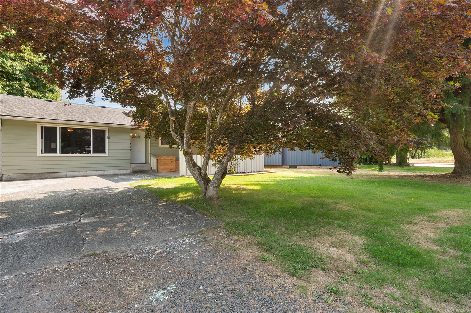 1985 Penfield Rd