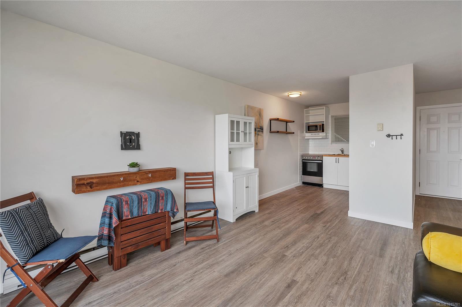 940 ISLAND Hwy S # 26